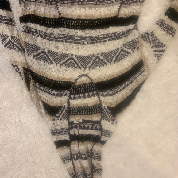 Garage knitted long sleeve with hoot size medium - Picture 3 of 3